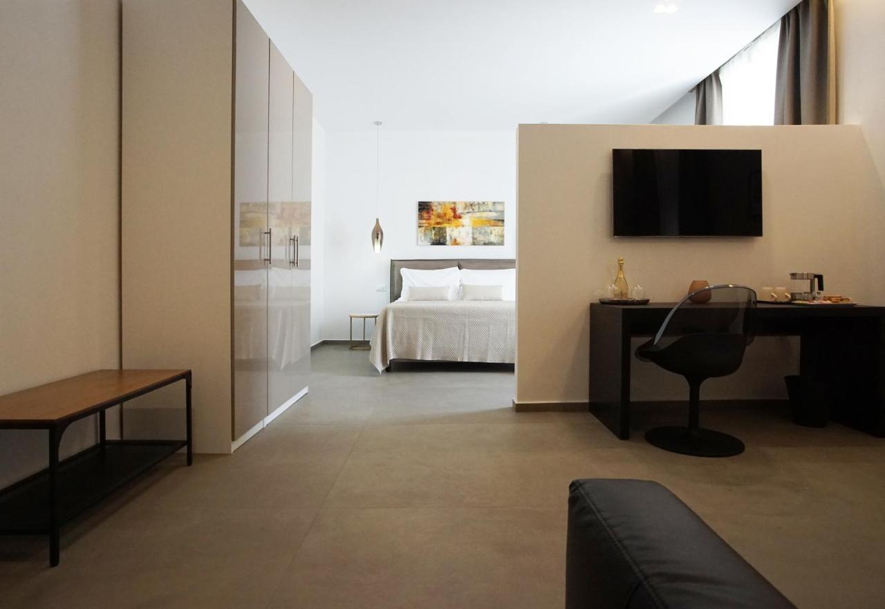 New Moon Rooms La Spezia Exterior photo