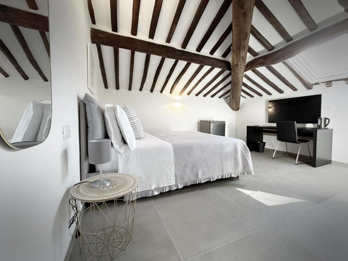 New Moon Rooms La Spezia Exterior photo